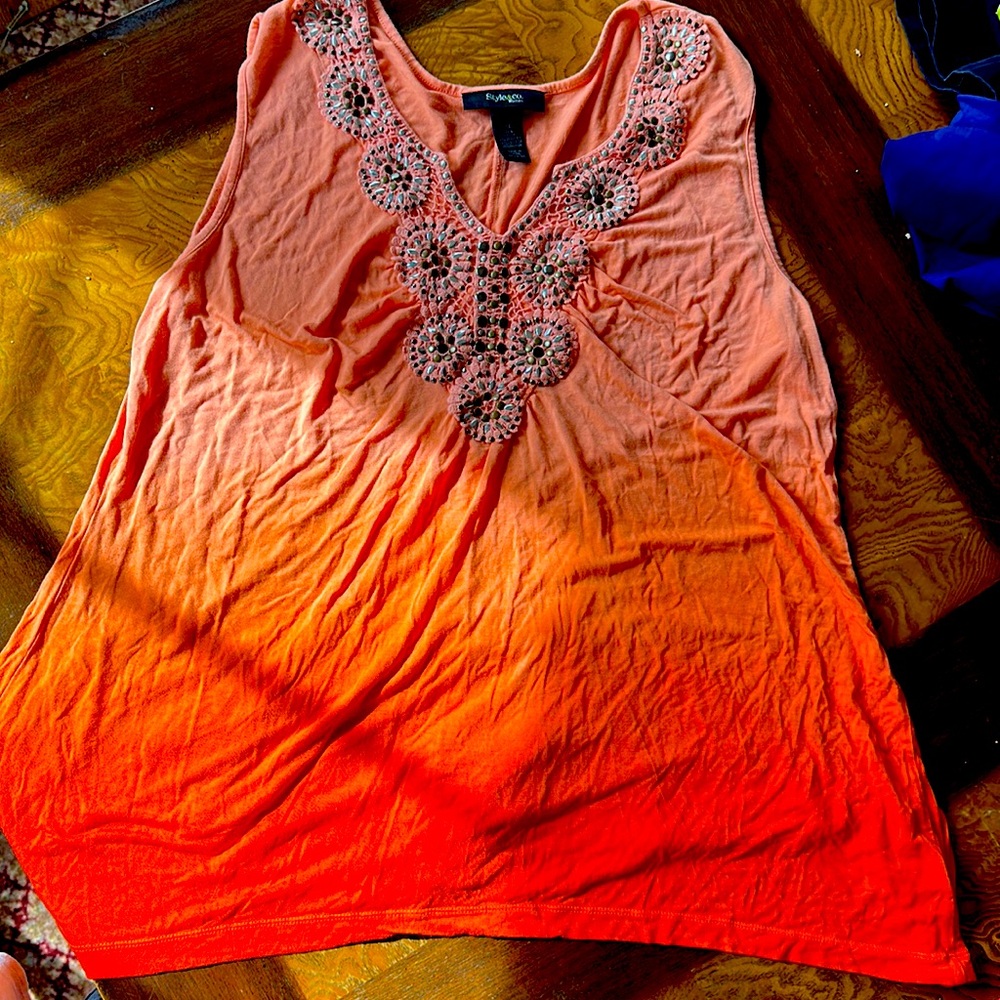 Women's Style & co. Size 1x tie dye embellished tank top. Orange.